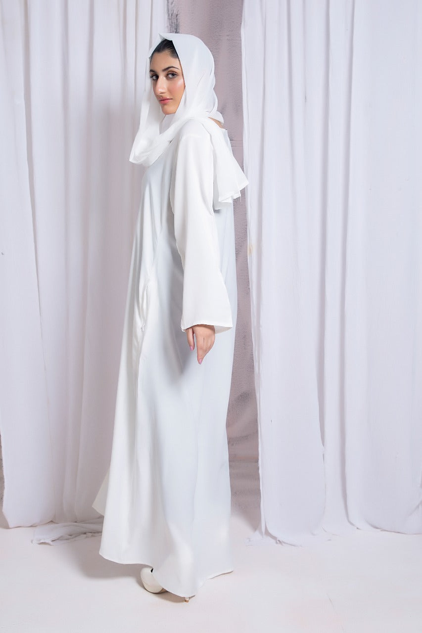 Basic White Pocket abaya